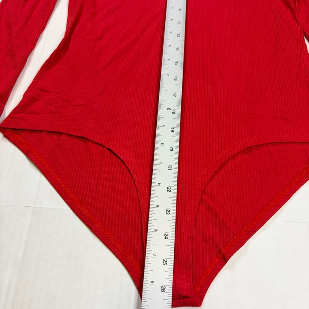 Red Ribbed V-Neck Long-Sleeve Bodysuit - Picture 8 of 8